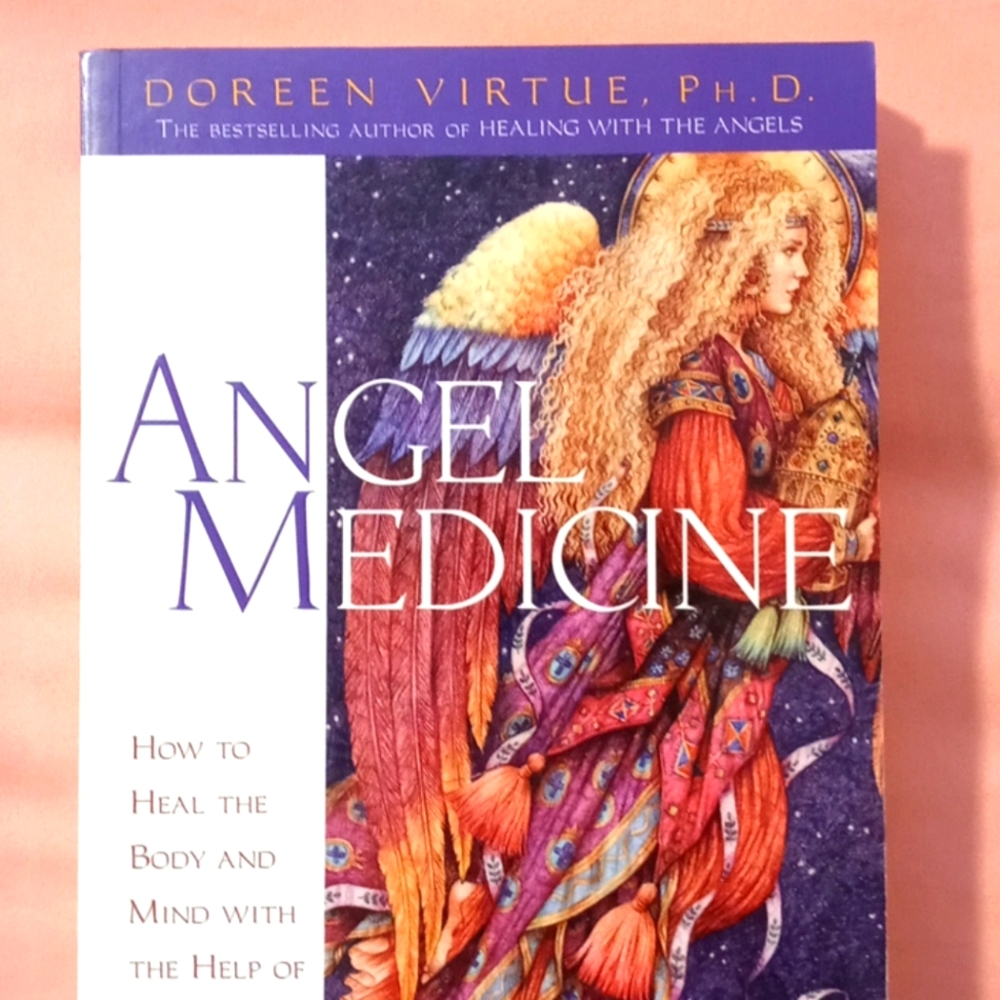 BOOK  ANGEL MEDICINE BY DOREEN VIRTUE PH.D.
